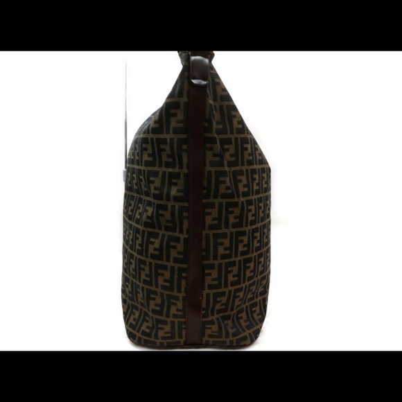 ❤️SOLD❤️ Fendi Large Handbag - Picture 5 of 8